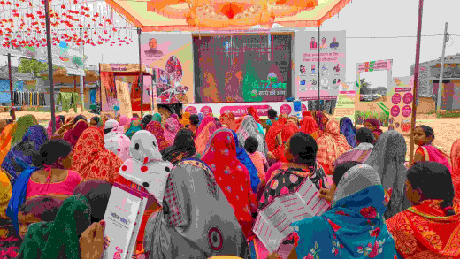 महिला संवाद कार्यक्रम बना ग्रामीण जागरूकता का सशक्त मंच, गाँव-गाँव में उठ रही विकास की आवाज